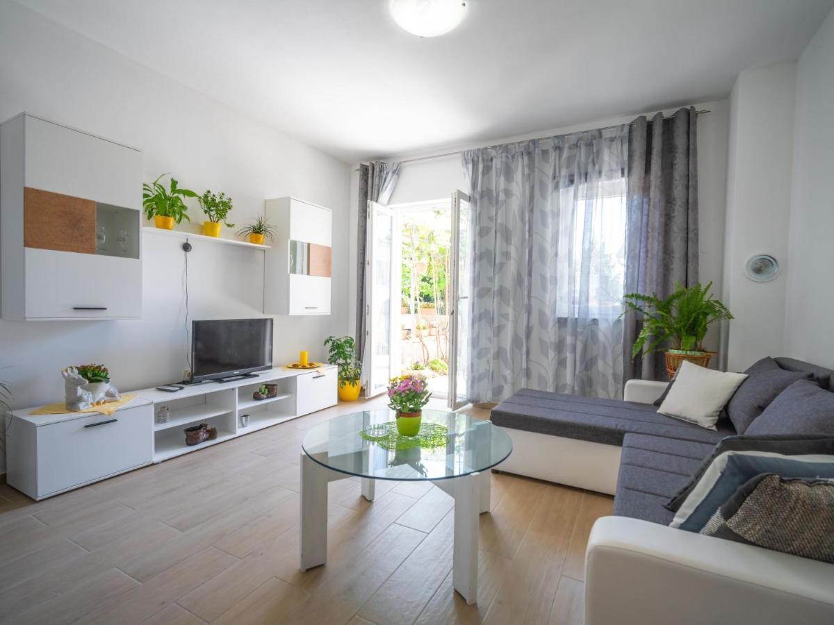 Apartment By Interhome Ядраново Экстерьер фото